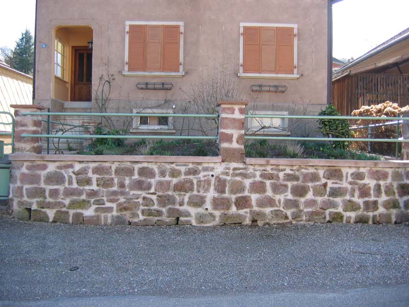 eg