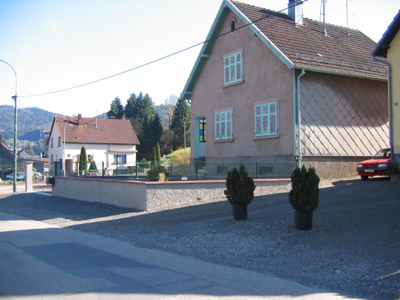 eg